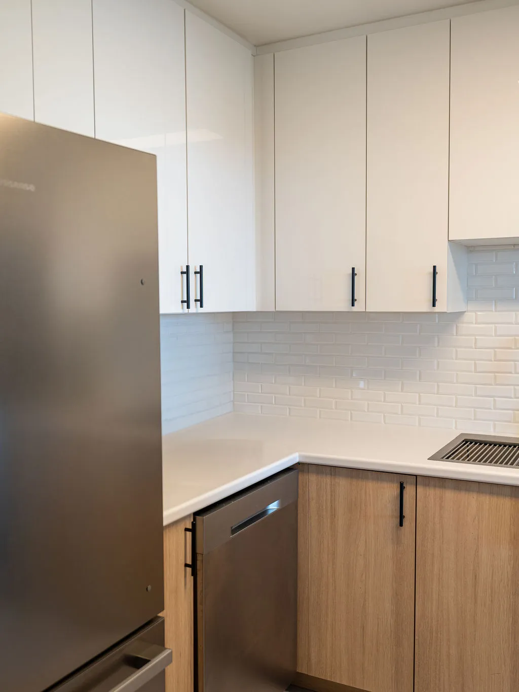 Eco-friendly kitchen with sustainable cabinetry and modern design