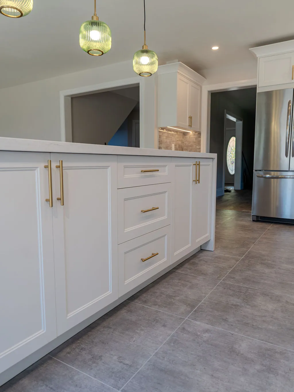 Custom kitchen cabinets with innovative storage solutions enhancing functionality