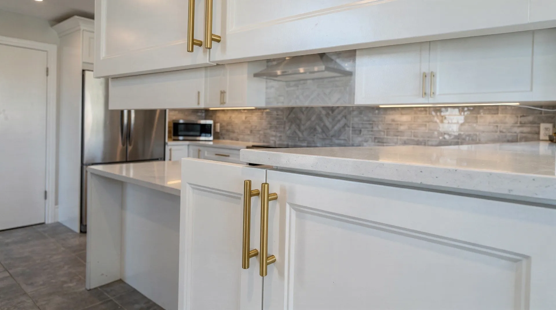 Many homeowners make costly mistakes when purchasing new kitchen cabinets, leading to budget overruns, design
